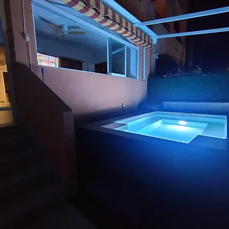Bajo De Diseno, Piscina Privada Climatiza, 150m De La Playa * Vera